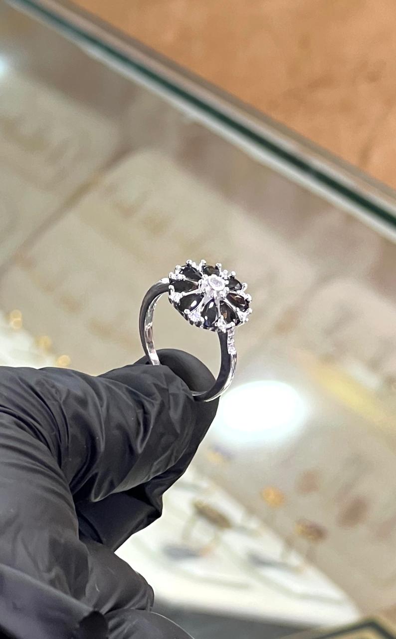 Delicate Grace: Ladies’ pure silver  Rings for ladies.