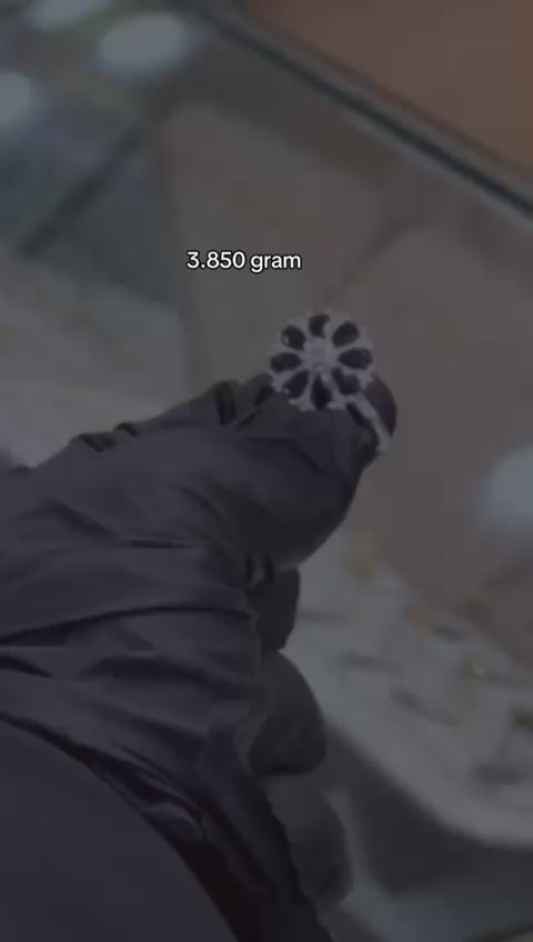 Delicate Grace: Ladies’ pure silver  Rings for ladies.